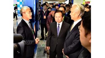 第八届中国生态文明论坛南宁年会盛大开幕 腾博官网多维度加入