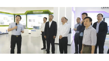 新疆副主席凯赛尔·阿不都克热木一行在广西副主席廖品琥陪同下莅临腾博官网调研