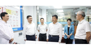 自治区人大常委会副主任方春明到腾博官网股份调研指导事情